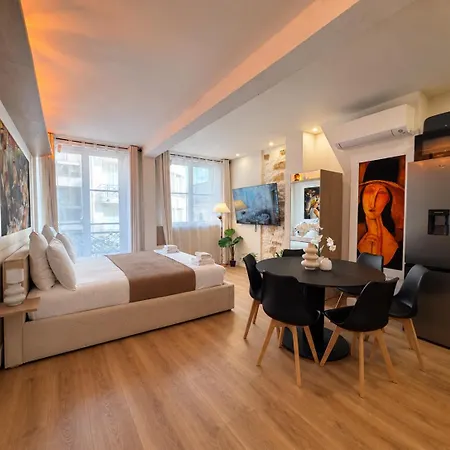 Apartment Eiffel-tower, Saint-dominique